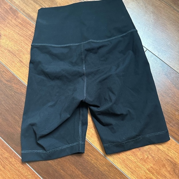 Everlane black bicycle shorts size XS - Picture 3 of 3